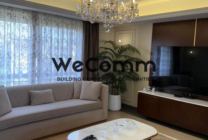 8321095 - Property Image 2