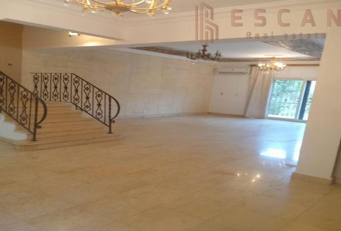 8174789 - Property Image 2