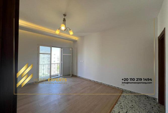 8093922 - Property Image 2