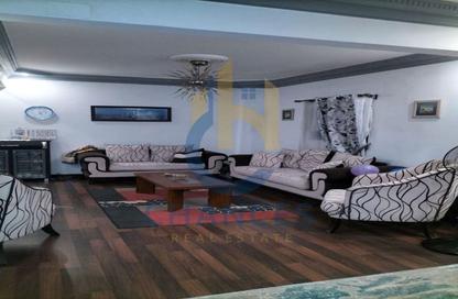 Apartment - 3 Bedrooms - 1 Bathroom for sale in Street 263 - New Maadi - Hay El Maadi - Cairo