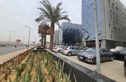 شقة - 3 غرف نوم - 2 حمامات للبيع في وان قطامية - كمبوندات القطامية - القطامية - مدينة القاهرة الجديدة - القاهرة