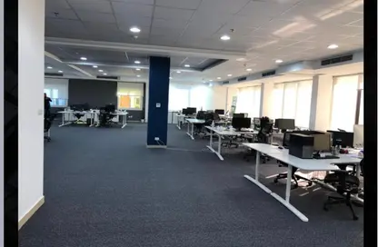 مساحات مكتبية - استوديو - 6 حمامات للايجار في محور محمد نجيب - المستثمرين الشمالية - مدينة القاهرة الجديدة - القاهرة