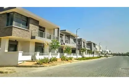 Apartment - 2 Bedrooms - 2 Bathrooms for sale in Taj City - 5th Settlement Compounds - The 5th Settlement - New Cairo City - Cairo