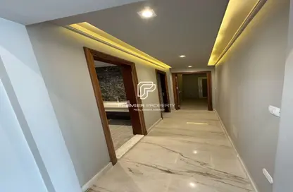 Apartment - 3 Bedrooms - 3 Bathrooms for sale in Mountain View iCity - 5th Settlement Compounds - The 5th Settlement - New Cairo City - Cairo