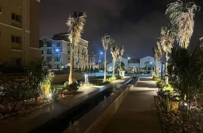 شقة - 3 غرف نوم - 3 حمامات للبيع في بارك سايد الشروق - معادى فيو - كمبوندات الشروق - مدينة الشروق - القاهرة