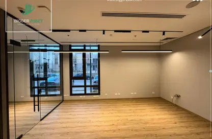 Office Space - Studio - 2 Bathrooms for rent in District 5 - 5th Settlement Compounds - The 5th Settlement - New Cairo City - Cairo