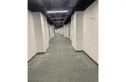 Office Space - Studio - 2 Bathrooms for rent in Lake View Residence - 5th Settlement Compounds - The 5th Settlement - New Cairo City - Cairo
