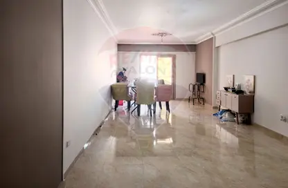 شقة - 3 غرف نوم - 2 حمامات للبيع في شارع نبوي المهندس - المندرة - حي ثان المنتزة - الاسكندرية