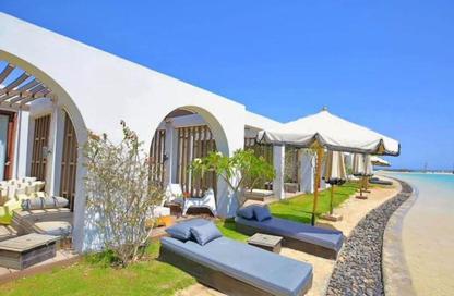 Chalet - 4 Bedrooms - 3 Bathrooms for sale in Hacienda West - Ras Al Hekma - North Coast