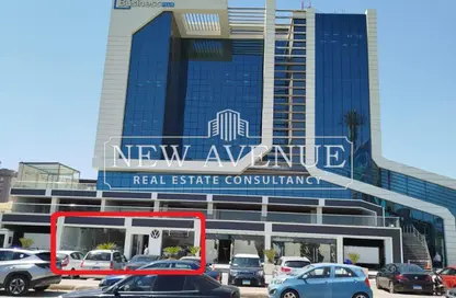 محل - استوديو - 2 حمامات للبيع في بيزنس بلاس - شارع التسعين الشمالي - التجمع الخامس - مدينة القاهرة الجديدة - القاهرة
