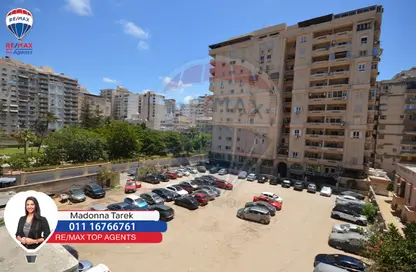 شقة - 2 غرف نوم - 1 حمام للايجار في سابا باشا - حي شرق - الاسكندرية