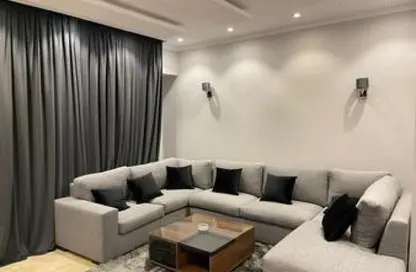 Apartment - Studio - 1 Bathroom for rent in Palm Hills Village Gate - South Investors Area - New Cairo City - Cairo