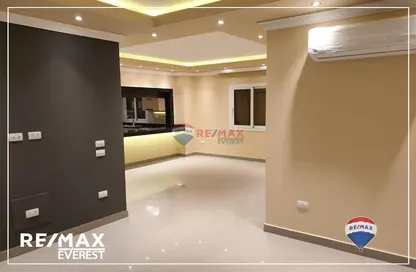 Penthouse - 3 Bedrooms - 3 Bathrooms for sale in Pyramids Hills - Cairo Alexandria Desert Road - 6 October City - Giza