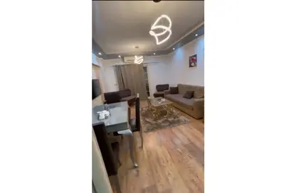 Apartment - 2 Bedrooms - 1 Bathroom for rent in El Rehab Extension - Al Rehab - New Cairo City - Cairo