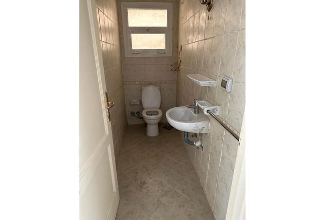 8371925 - Property Image 2