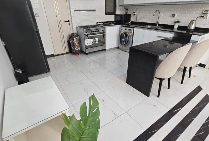 8425682 - Property Image 3