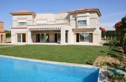 Villa - 4 Bedrooms - 6 Bathrooms for sale in Hayah Residence - North Teseen St. - The 5th Settlement - New Cairo City - Cairo