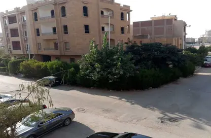 بناية كاملة - 3 غرف نوم - 3 حمامات للبيع في المستثمرين الجنوبية - مدينة القاهرة الجديدة - القاهرة