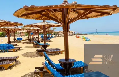 Chalet - 2 Bedrooms - 2 Bathrooms for sale in Blue Blue - Al Ain Al Sokhna - Suez