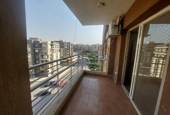 8392389 - Property Image 3