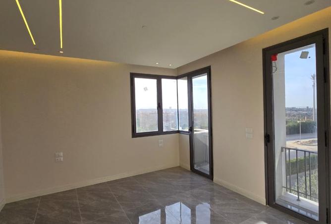 8191900 - Property Image 2