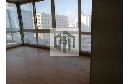 مساحات مكتبية - استوديو - 2 حمامات للايجار في شارع مجمع البنوك - شارع التسعين الجنوبي - التجمع الخامس - مدينة القاهرة الجديدة - القاهرة