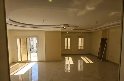 Apartment - 3 Bedrooms - 2 Bathrooms for rent in El Narges Buildings - Al Narges - New Cairo City - Cairo