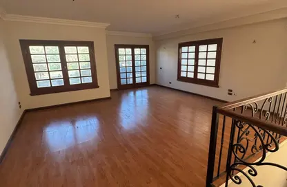 Co-Working Space - Studio - 3 Bathrooms for rent in Doctor Yassin Abdel Ghaffar St. - Area C - Ganoob El Acadimia - New Cairo City - Cairo