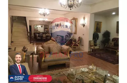 دوبلكس - 3 غرف نوم - 3 حمامات للبيع في المنطقة د - حى جنوب الاكايمية - مدينة القاهرة الجديدة - القاهرة