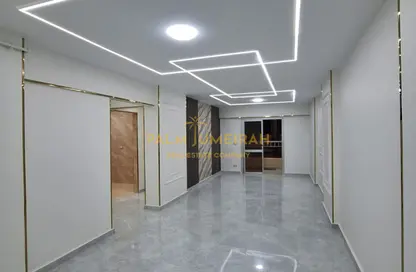 Apartment - 2 Bedrooms - 1 Bathroom for sale in Gamal Abdel Nasser Road - Sidi Beshr - Hay Awal El Montazah - Alexandria Apartment - 2 Bedrooms - 1 Bathroom for sale in Gamal Abdel Nasser Road - Sidi Beshr - Hay Awal El Montazah - Alexandria