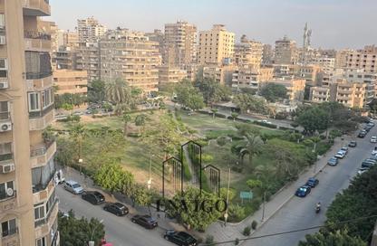 شقة - 3 غرف نوم - 2 حمامات للبيع في شارع موسي ابن نصير - الحديقة الدولية - الحي السابع - مدينة نصر - القاهرة