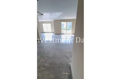 Apartment - 3 Bedrooms - 3 Bathrooms for sale in Sarai - Mostakbal City Compounds - Mostakbal City - Future City - Cairo