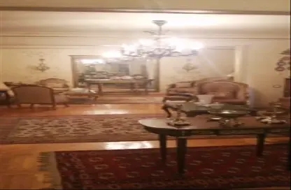 شقة - 3 غرف نوم - 2 حمامات للبيع في شارع الحجاز - ميدان المحكمة - مصر الجديدة - القاهرة