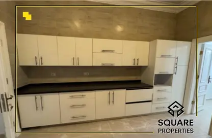 فيلا - 5 غرف نوم - 6 حمامات للايجار في نيو جيزة - طريق مصر اسكندرية الصحراوي - مدينة 6 أكتوبر - الجيزة
