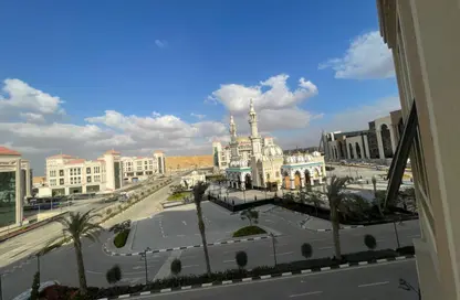 Office Space - Studio - 3 Bathrooms for rent in Mohamed Naguib Axis - Abou El Houl - New Cairo City - Cairo