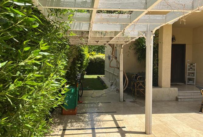 8039405 - Property Image 2