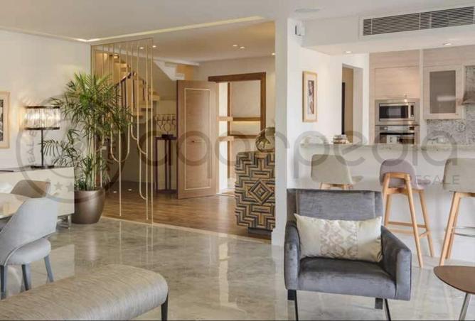 8113403 - Property Image 2