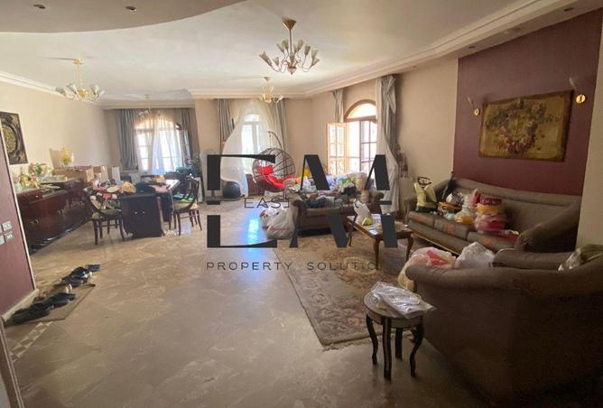 8075033 - Property Image 2