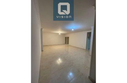 Apartment - 3 Bedrooms - 2 Bathrooms for sale in Corniche St. - El Mearag City - Zahraa El Maadi - Hay El Maadi - Cairo