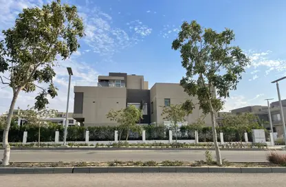 Villa - 4 Bedrooms - 4 Bathrooms for sale in Palm Hills New Cairo - 5th Settlement Compounds - The 5th Settlement - New Cairo City - Cairo