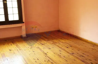 Apartment - 2 Bedrooms - 2 Bathrooms for rent in Mohamed Fawzy Moaz St. - Smouha - Hay Sharq - Alexandria
