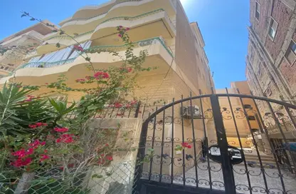 Whole Building - 7+ Bedrooms - 7+ Bathrooms for sale in 2nd District - 6 October City - Giza