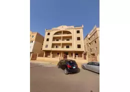 شقة - 3 غرف نوم - 3 حمامات للبيع في المنطقة الثالثة - مدينة الشروق - القاهرة
