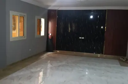 Apartment - 3 Bedrooms - 2 Bathrooms for rent in Al Mostathmir El Saghir - 10th District - Sheikh Zayed City - Giza