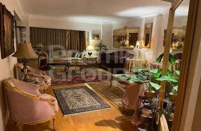 Apartment - 3 Bedrooms - 2 Bathrooms for sale in Street 200 - Degla - Hay El Maadi - Cairo
