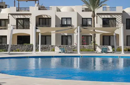 Chalet - 3 Bedrooms - 4 Bathrooms for sale in Makadi Orascom Resort - Makadi - Hurghada - Red Sea