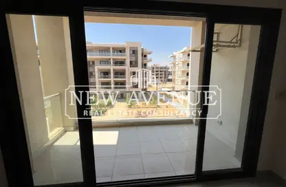 Apartment - 3 Bedrooms - 2 Bathrooms for sale in The Address East - 90 Street - The 5th Settlement - New Cairo City - Cairo