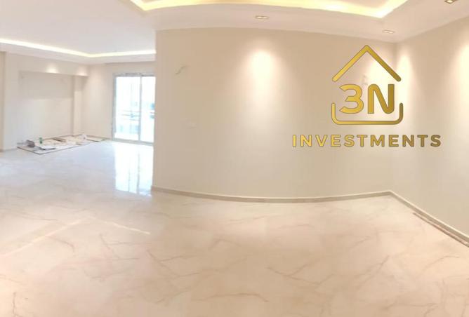 8089016 - Property Image 2