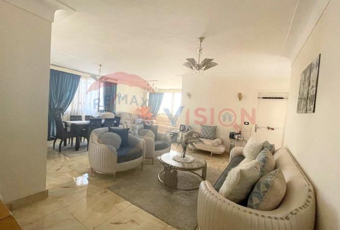 8362811 - Property Image 2