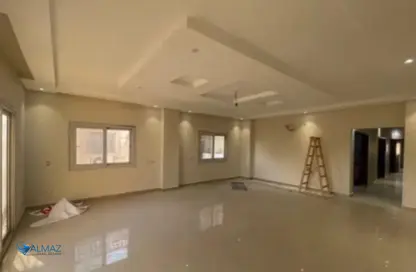 Apartment - 3 Bedrooms - 3 Bathrooms for sale in Moez Al Dawla St. - El Banafseg 6 - El Banafseg - New Cairo City - Cairo